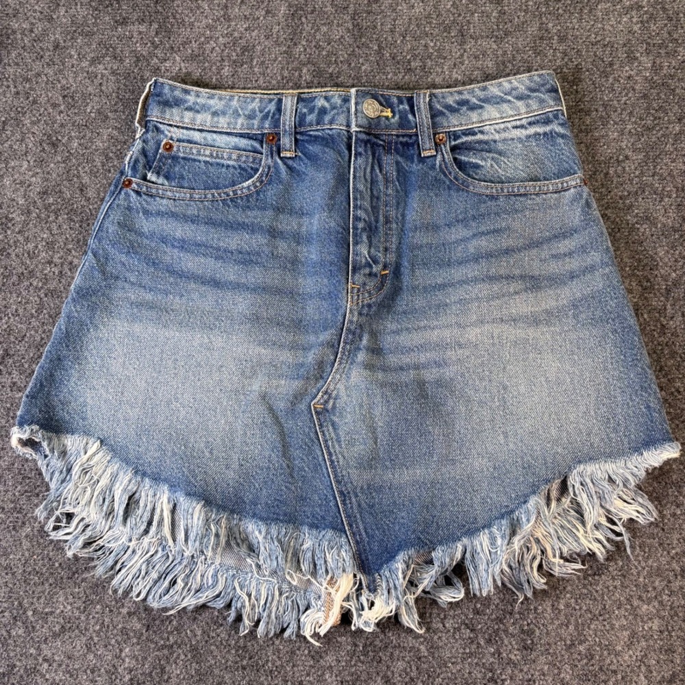 We The Free Denim Mini Skirt Womens 27 Blue Fringe Raw Hem Boho High‎ Rise